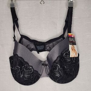 NWT Bali Women's Lace Desire Foam Underwire Bra size 42DD